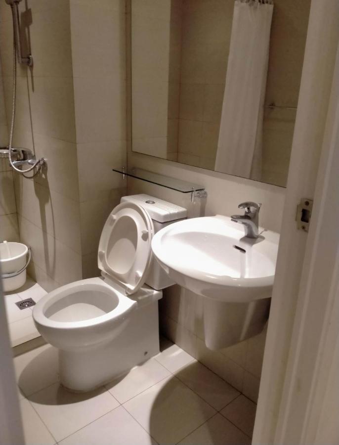 Sm Bicutan Condotel 马尼拉 外观 照片
