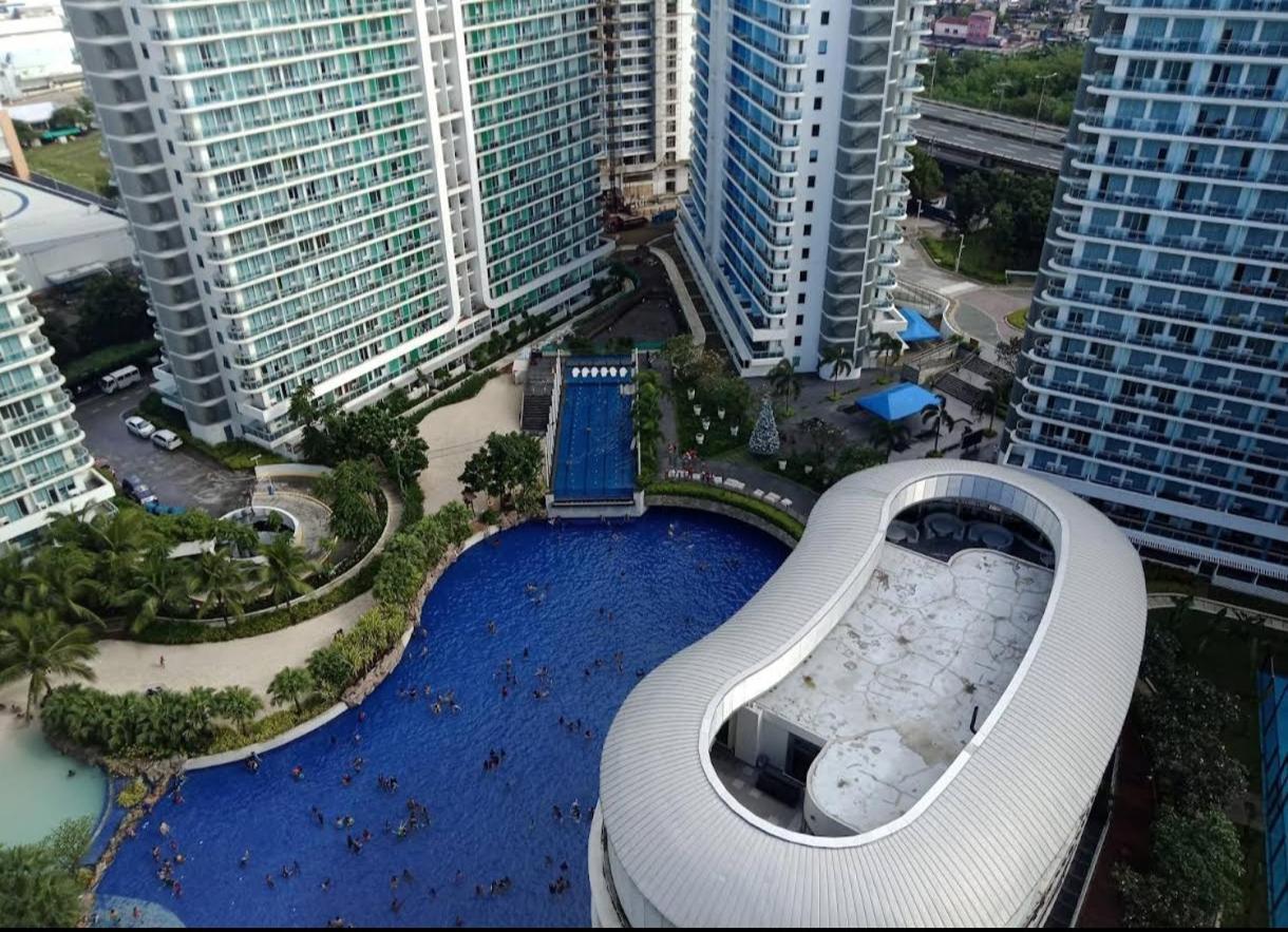 Sm Bicutan Condotel 马尼拉 外观 照片