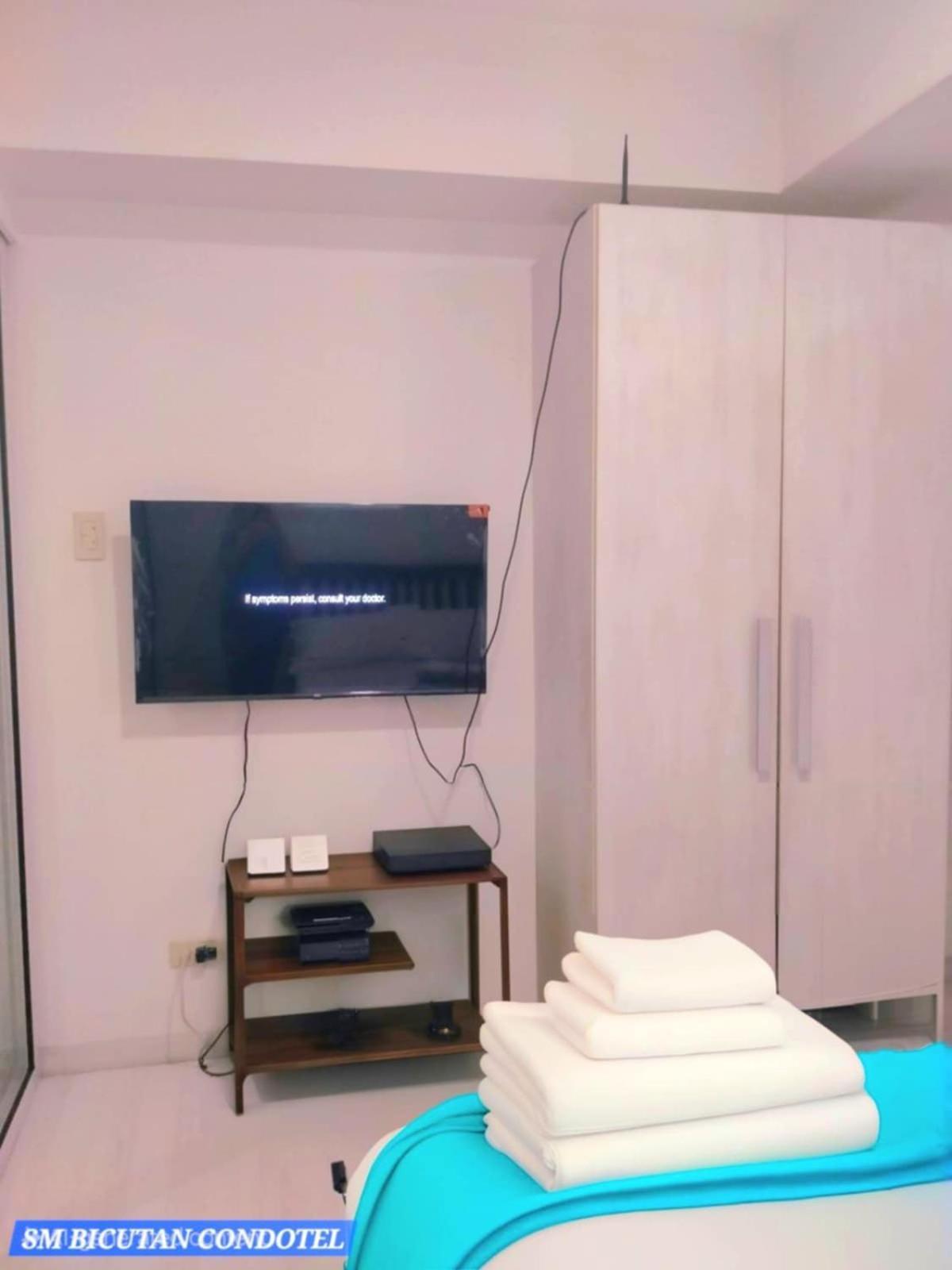 Sm Bicutan Condotel 马尼拉 外观 照片